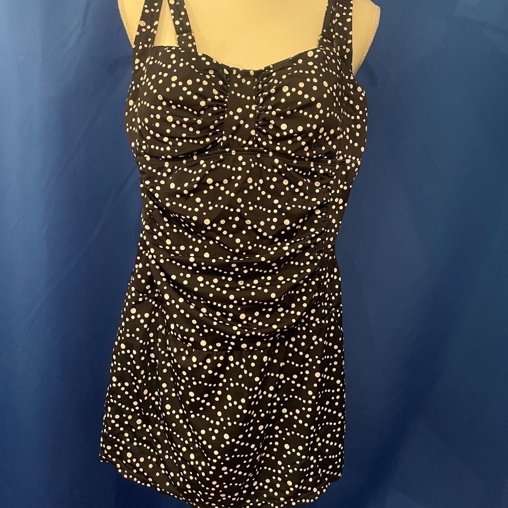 JANTZEN Swimsuit with Skirt - SIZE 10